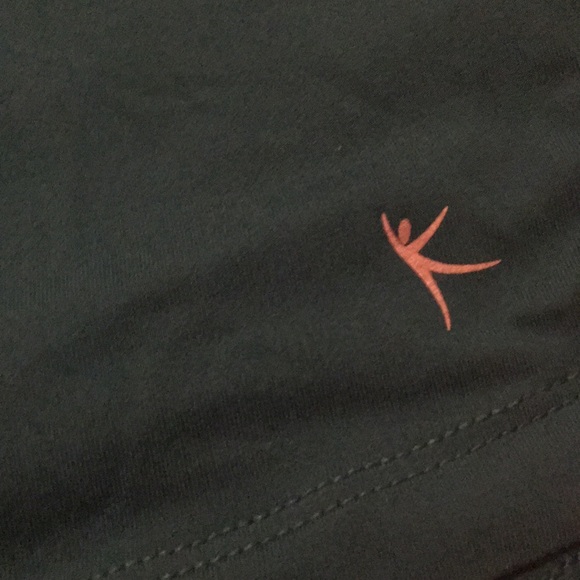 Danskin small (4-6) athletic top - Picture 2 of 4